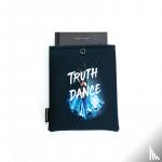  - Book sleeve Truth or Dance