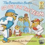 Berenstain, Stan, Berenstain, Jan - The Berenstain Bears Go Out for the Team