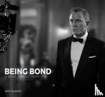 Salisbury, Mark - Being Bond