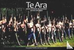 Pfeiffer, Krzysztof, Tapsell, Paul - Te Ara