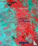 Kurgan, Laura - Close Up at a Distance – Mapping, Technology, and Politics