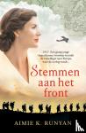 Runyan, Aimie K. - Stemmen aan het front