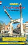 Schagt, Bart van der - Wandelgids Cityhoppen in Nederland - 18 leuke stadswandelingen (van circa 6 kilometer) met een hoog winkel- en horecagehalte, parken, musea, historische stadsdelen en bezienswaardigheden